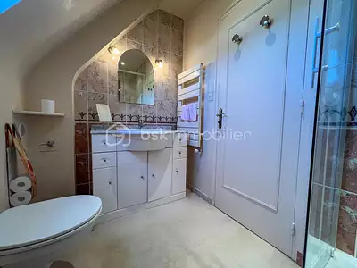 Maison, 166 m²