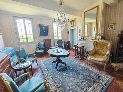 Maison, 305 m²