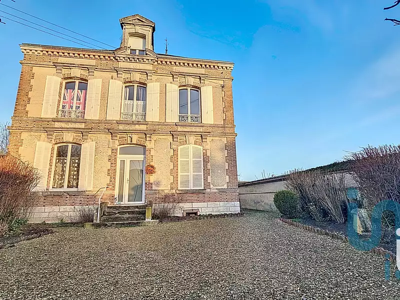 Maison, 180 m²