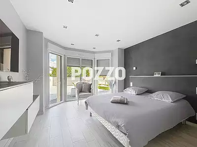 Maison, 250 m²