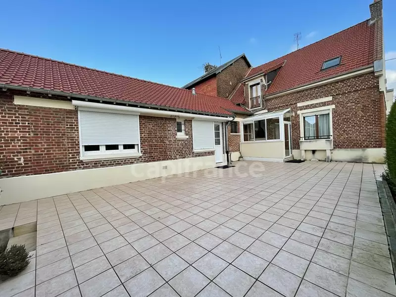 Maison, 125 m²