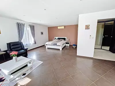 Maison, 327 m²
