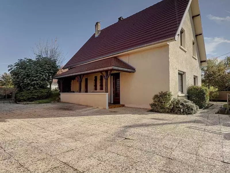 Maison, 145 m²