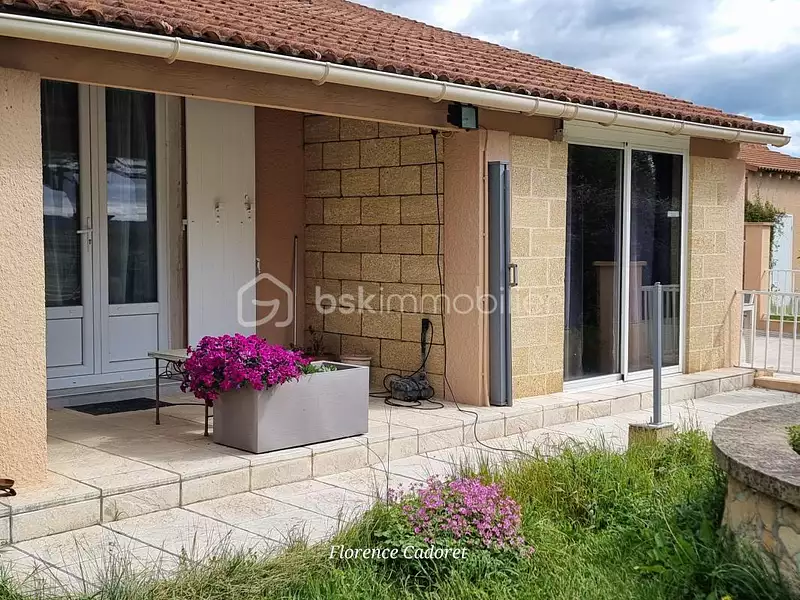 Maison, 239 m²