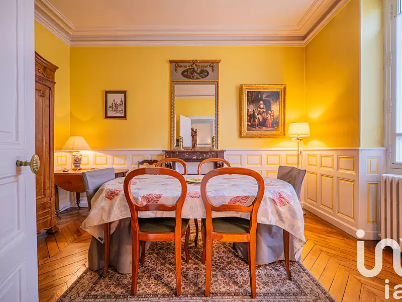 Maison, 180 m²
