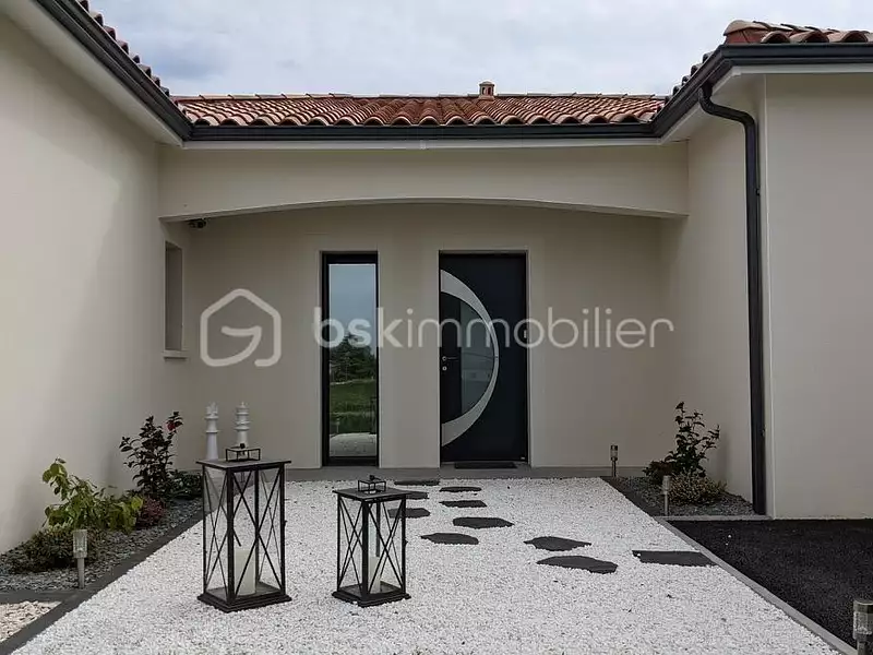 Maison, 145 m²