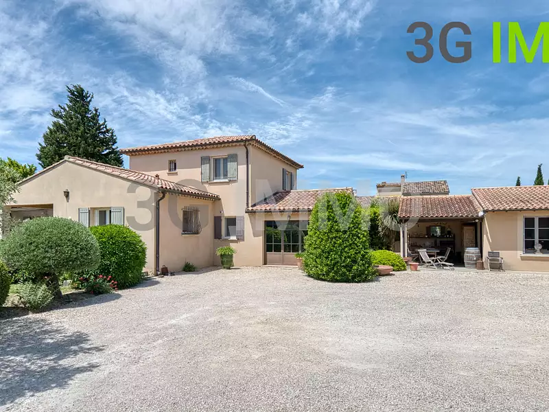 Maison, 180 m²