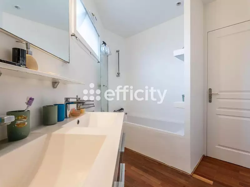 Maison, 147 m²