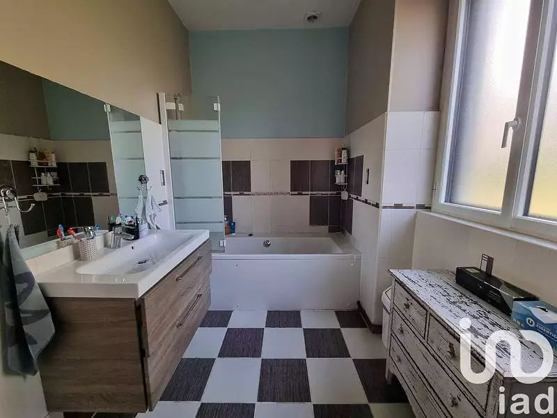 Maison, 212 m²