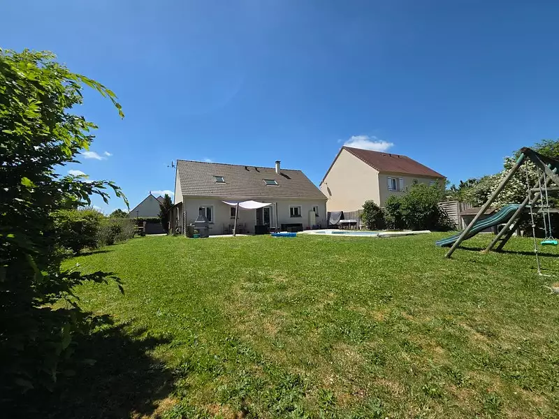 Maison, 146 m²