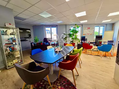 Immeuble, 380 m²