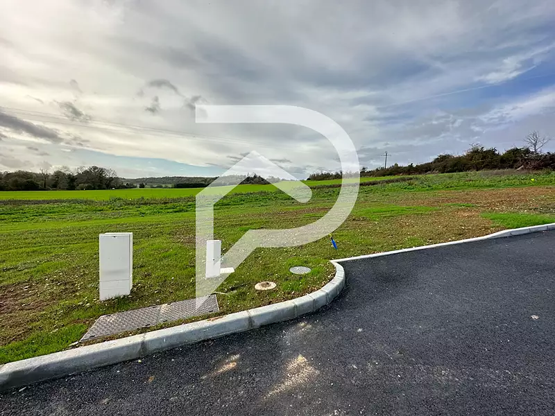 Terrain, 1 000 m²