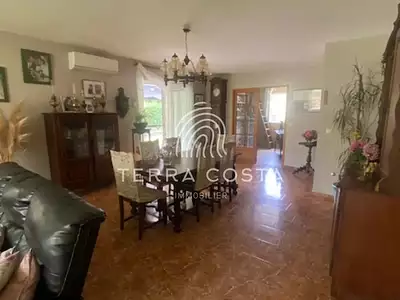 Maison, 170 m²