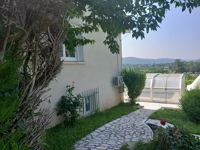 Maison, 140 m²