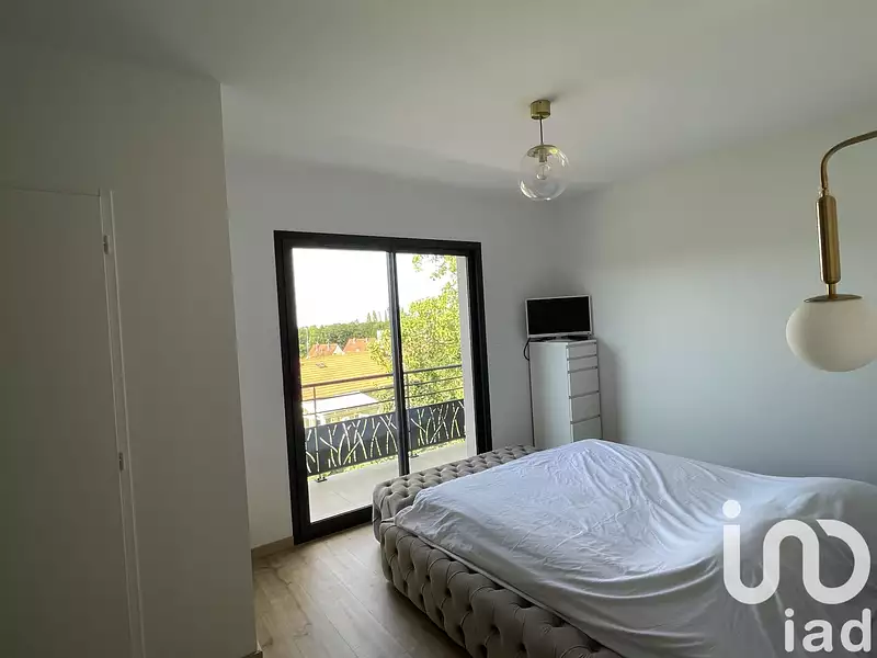 Maison, 243 m²