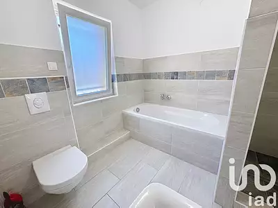 Maison, 210 m²