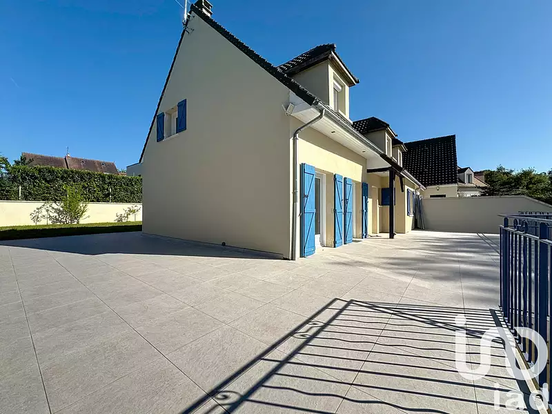 Maison, 185 m²