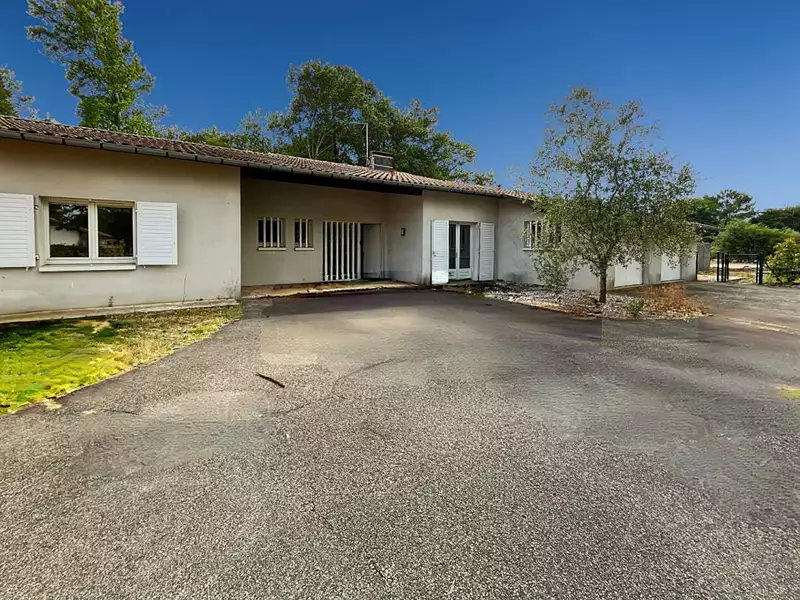 Maison, 180 m²