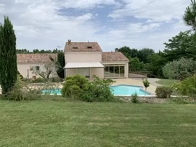 Maison, 210 m²