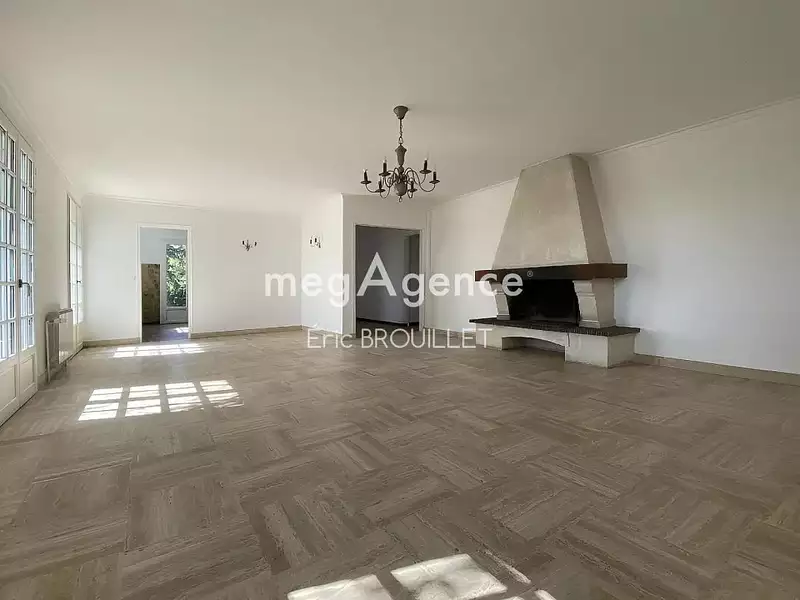 Maison, 195 m²