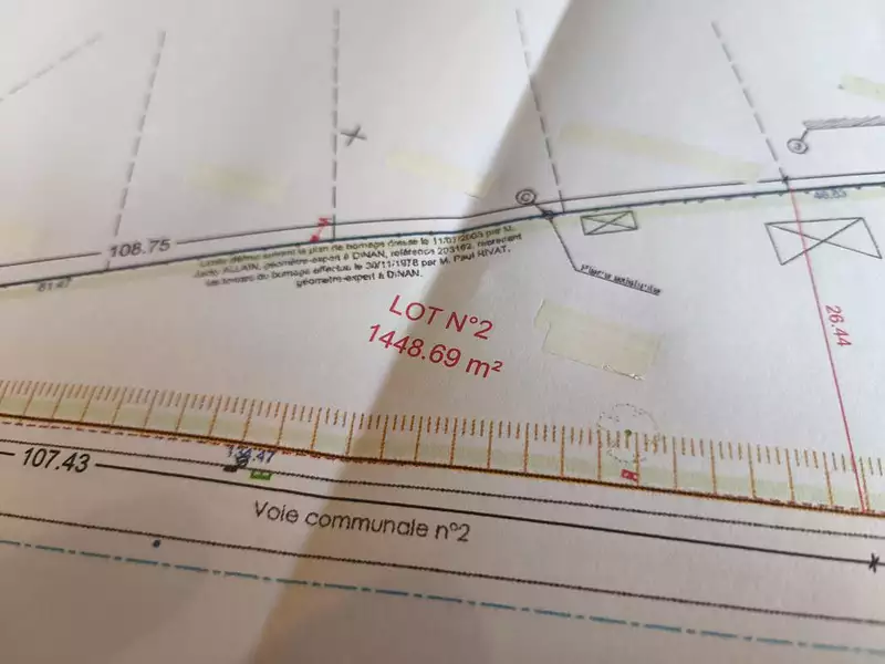Terrain, 1 448 m²