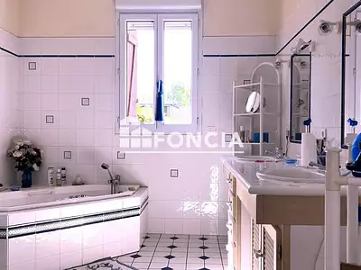 Maison, 160 m²