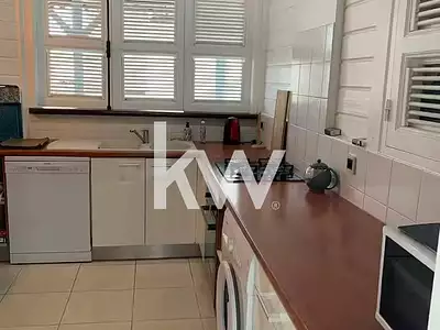 Maison, 256 m²