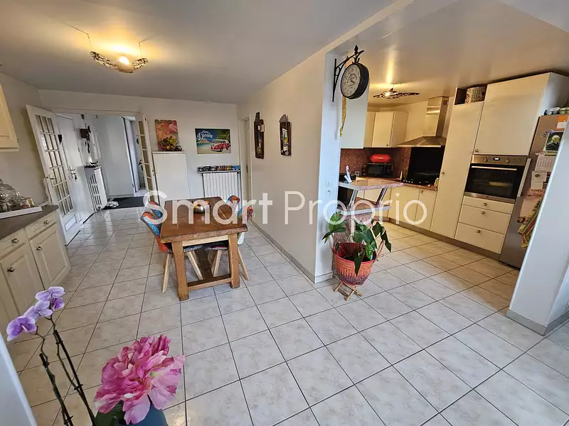 Maison, 146 m²