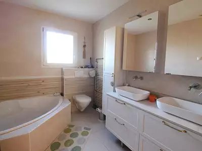 Maison, 193 m²