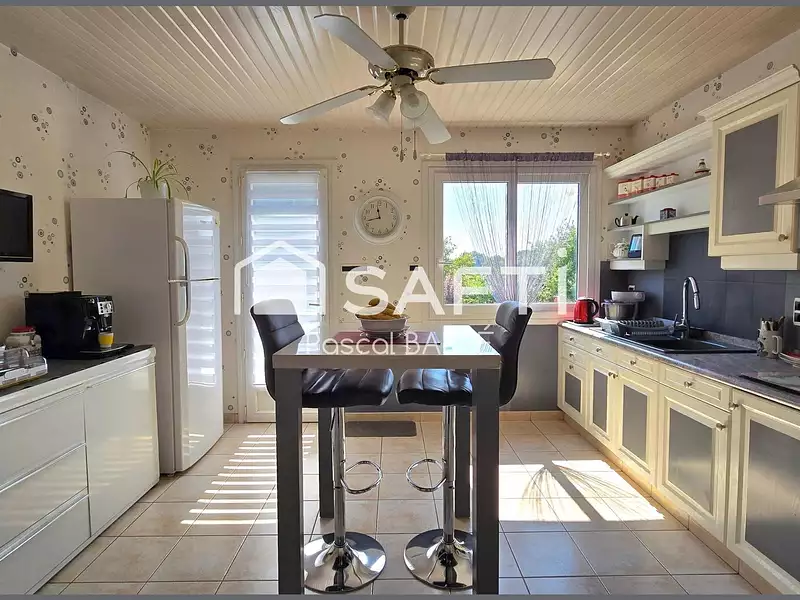 Maison, 144 m²