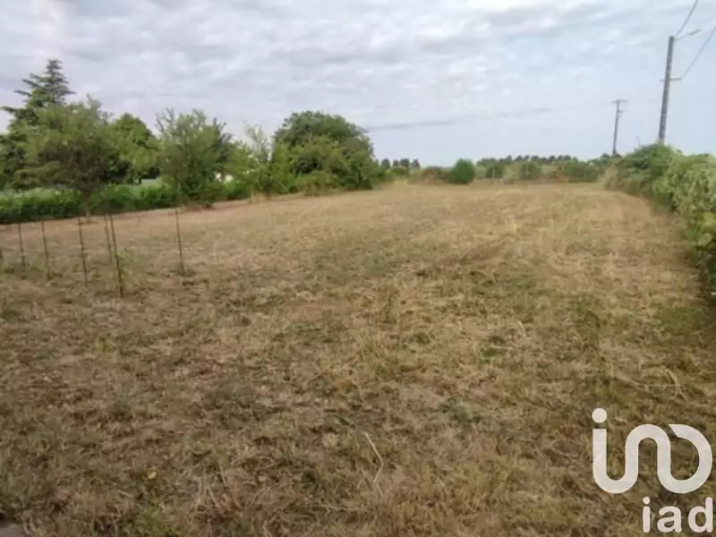 Terrain, 822 m²