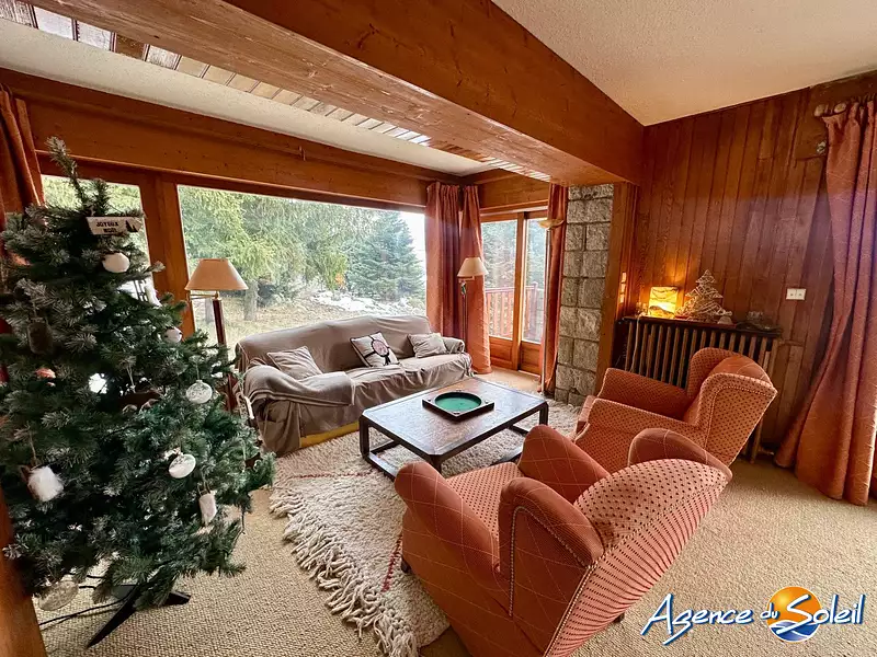 Maison, 307,3 m²