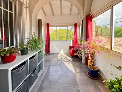 Maison, 225 m²