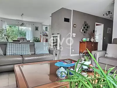 Maison, 143 m²