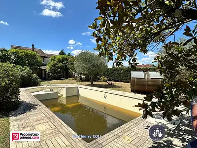 Maison, 215 m²