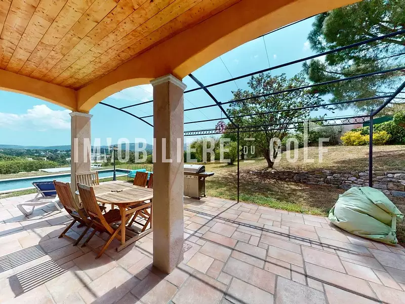 Maison, 300 m²