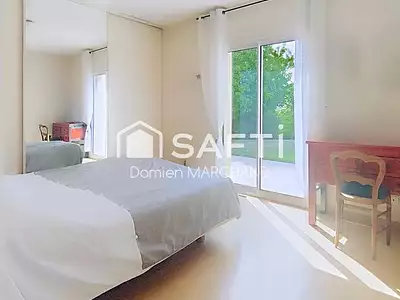 Maison, 238 m²
