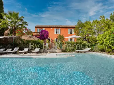 Maison, 267 m²