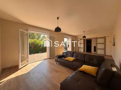 Maison, 94 m²