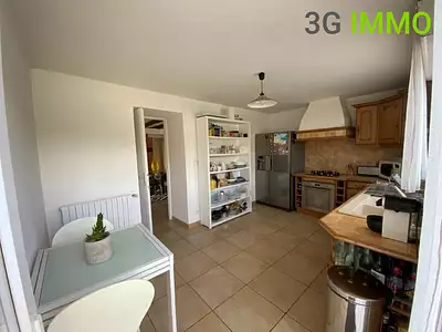 Maison, 288 m²