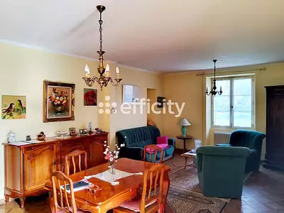 Maison, 230 m²