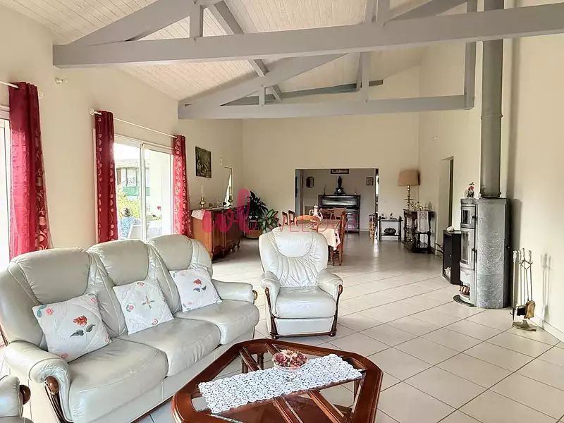 Maison, 175 m²
