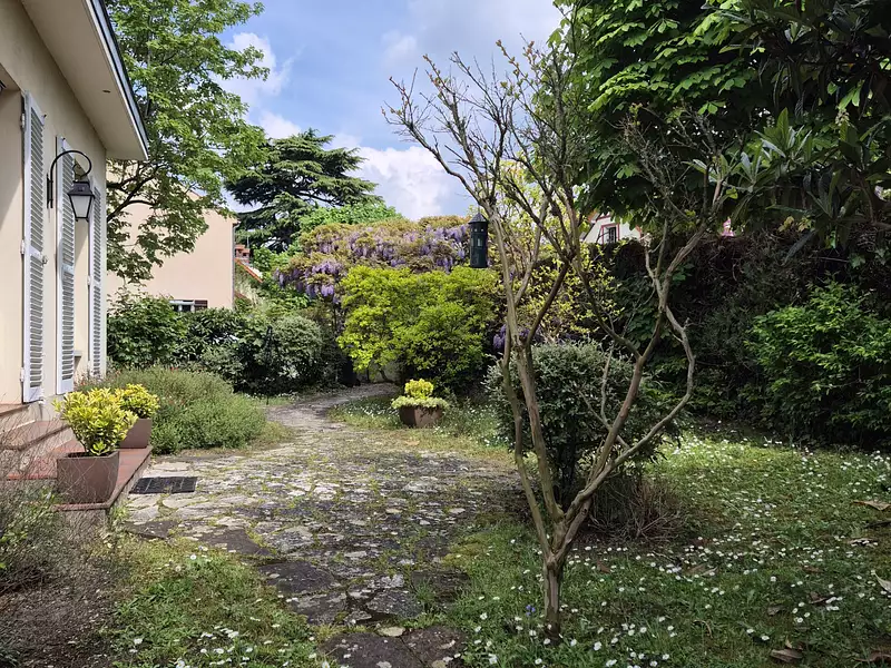 Maison, 181,37 m²