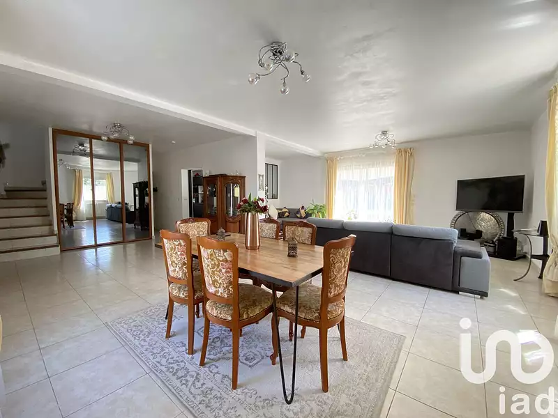 Maison, 195 m²