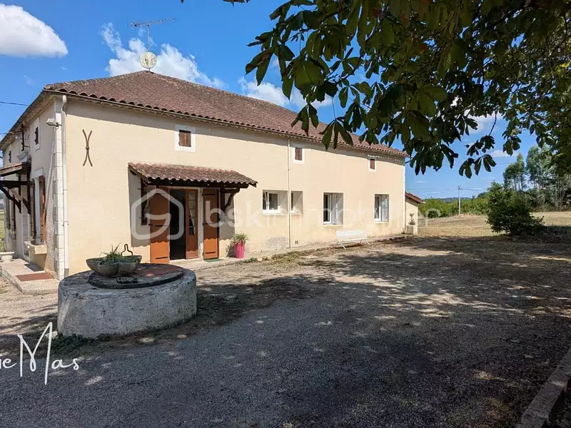 Maison, 145 m²