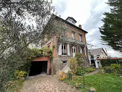 Maison, 210 m²