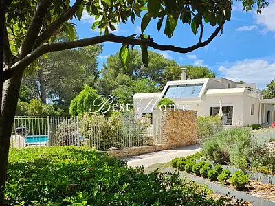 Maison, 220 m²