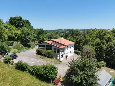 Maison, 295 m²