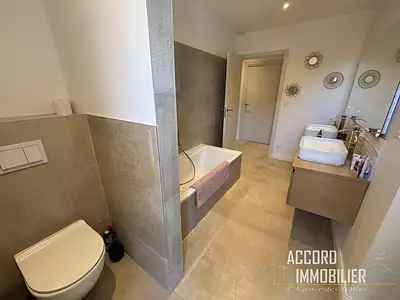 Maison, 174 m²