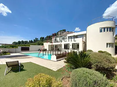 Maison, 342 m²